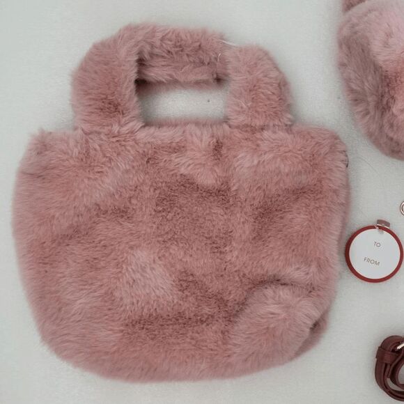 NWT 2PCS Gift Set CYNTHIA ROWLEY Pink Fluffy Tote Faux Fur Handbag Ear Muffs - Picture 8 of 11